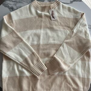 Jessica Simpson sweater size S